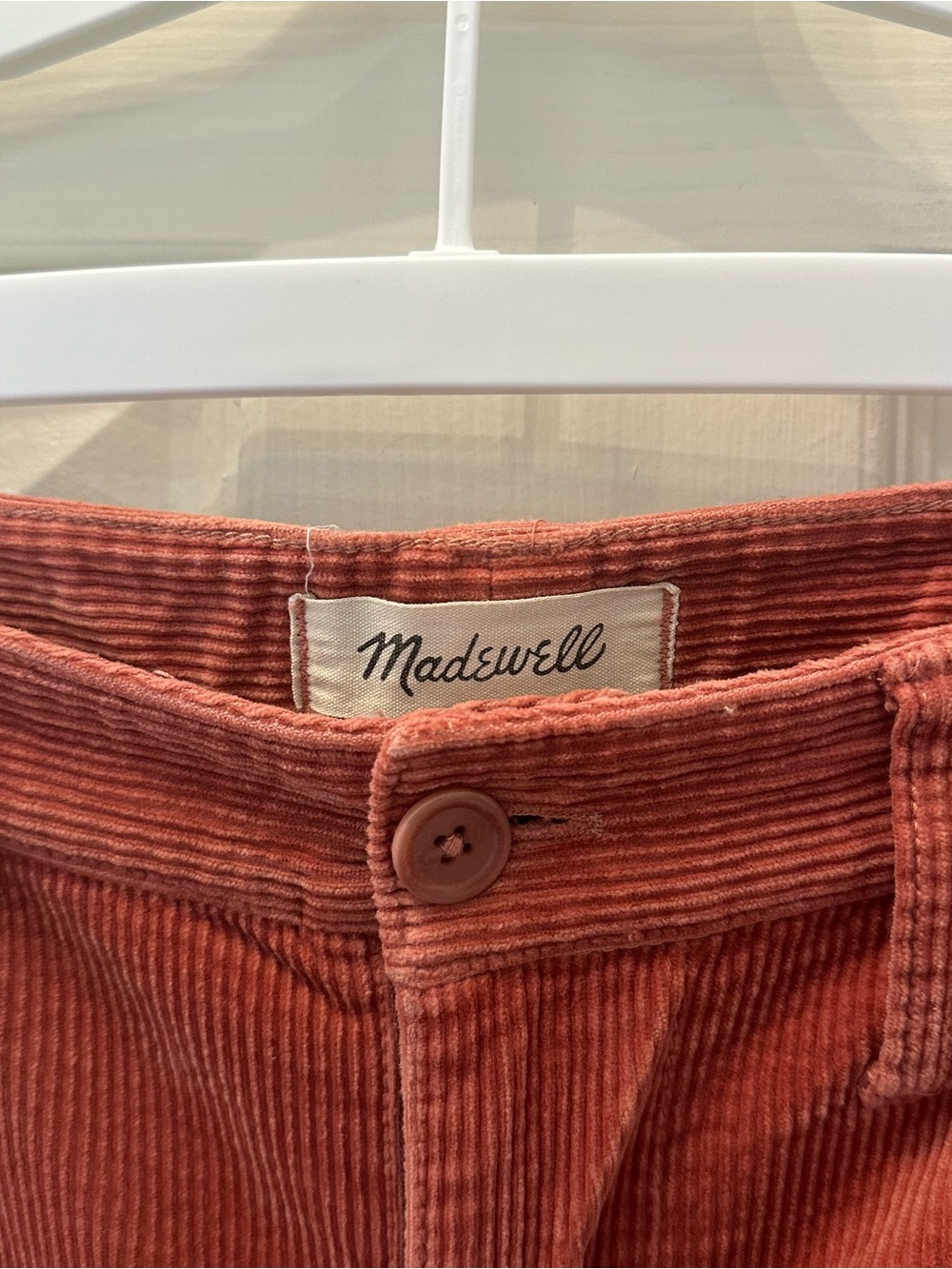 Madewell High-Rise Slim Emmett Wide-Leg Corduroy Pants in Rusty Terracotta - Picture 3 of 8